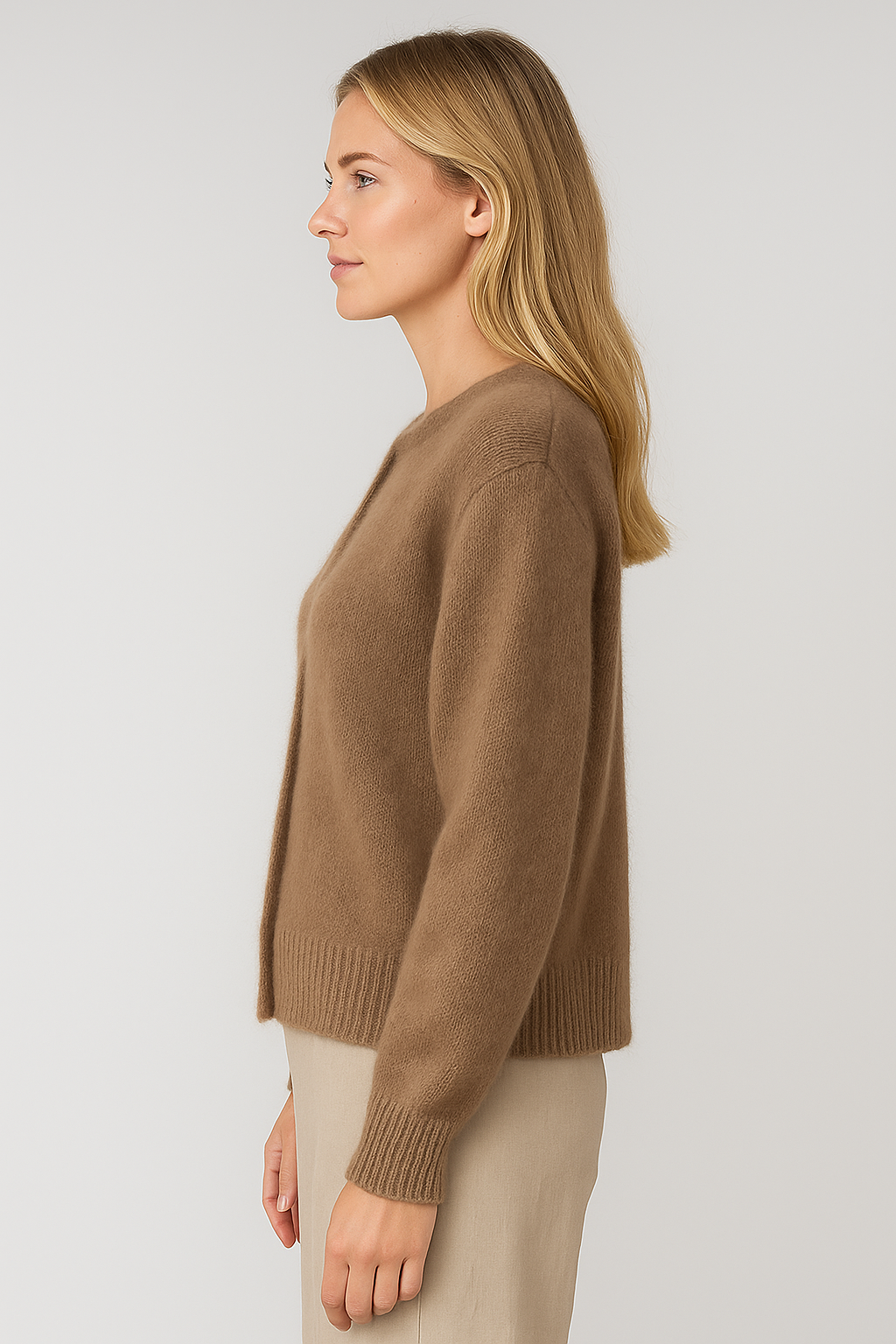 Braune Strickjacke aus Wollmischung mit Knöpfen für Damen